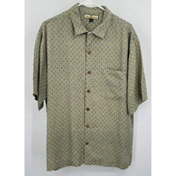 Tommy Bahama Silk Shirt Size L Shell Design Button Up - Picture 1 of 4